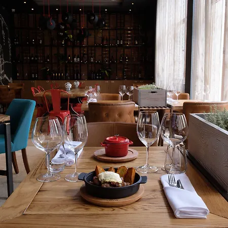 Hotel Sl Industry 4*