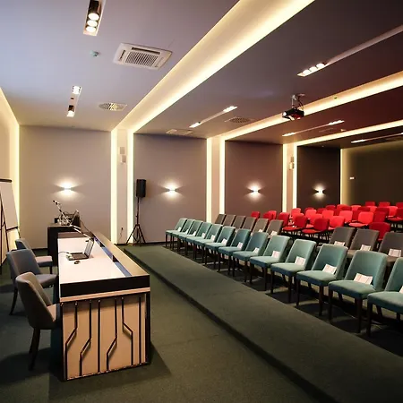 Hotel Sl Industry 4*