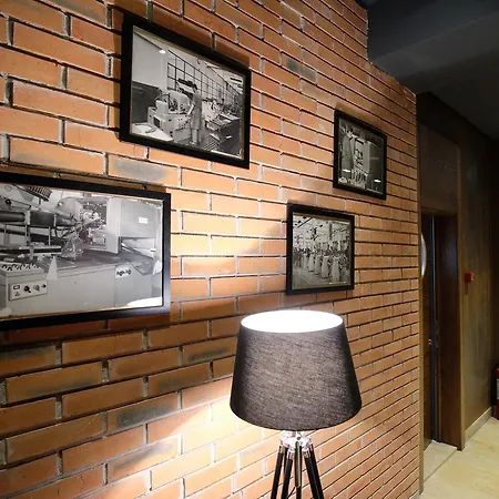 Hotel Sl Industry 4*