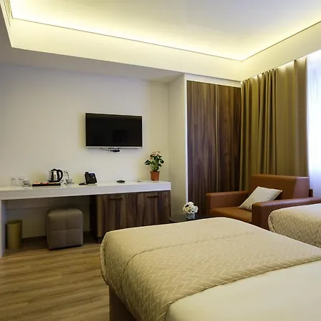 Hotel Sl Industry 4*